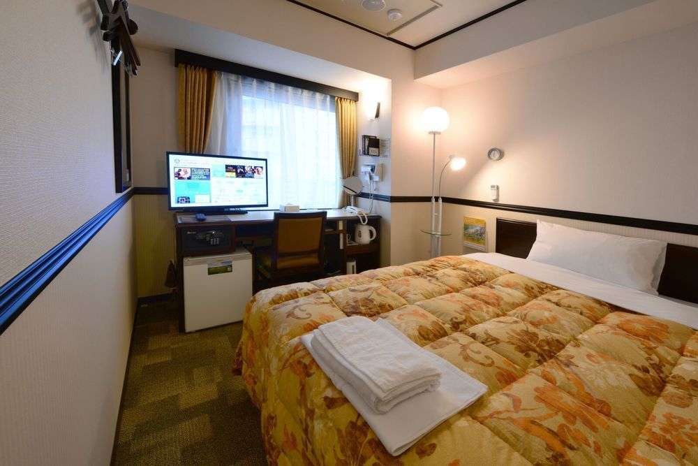 Toyoko Inn Osaka Namba Nippombashi Extérieur photo